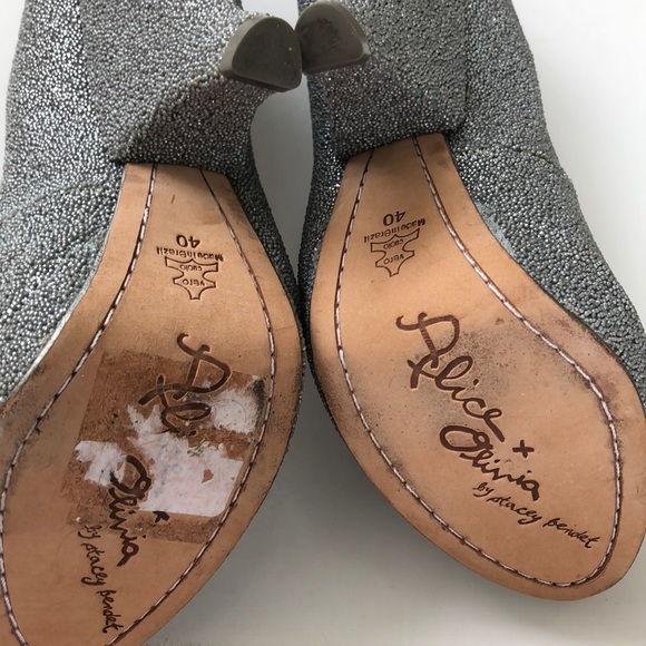 Alice and Olivia by Stacy Bendent pumps - Picture 3 of 4